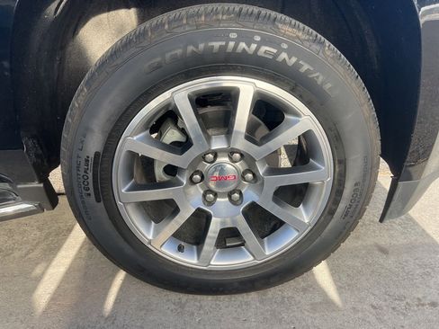 Used 2019 GMC Yukon XL Denali image 13