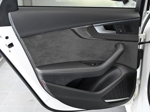 Used 2019 Audi S4 Premium Plus w/ Premium Plus Package AWD/4WD image 36