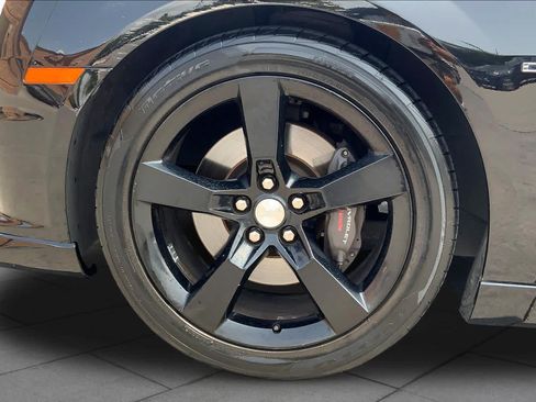 Used 2011 Chevrolet Camaro SS w/ RS Package RWD image 10