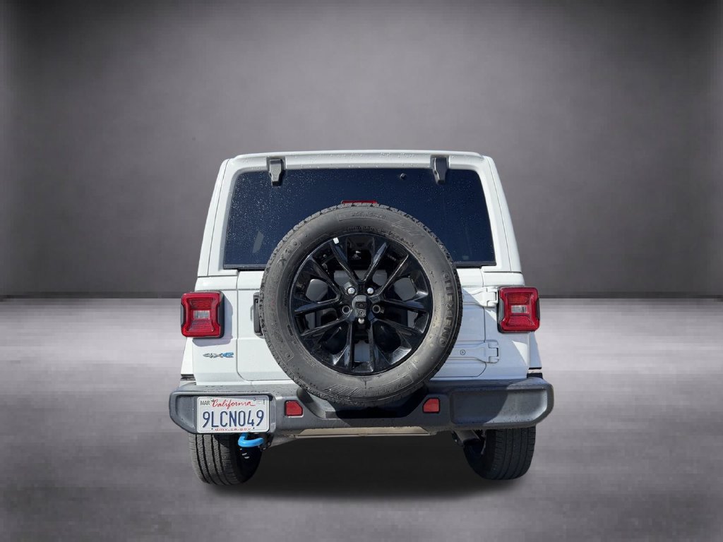 Used 2024 Jeep Wrangler Unlimited Sahara AWD/4WD image 14