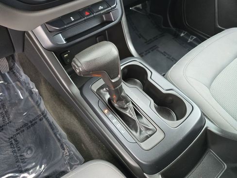 Used 2017 Chevrolet Colorado W/T image 17