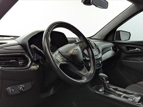 Used 2022 Chevrolet Equinox RS FWD image 23