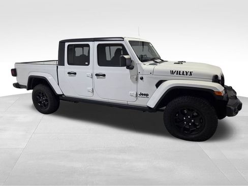Certified 2021 Jeep Gladiator Willys image 20