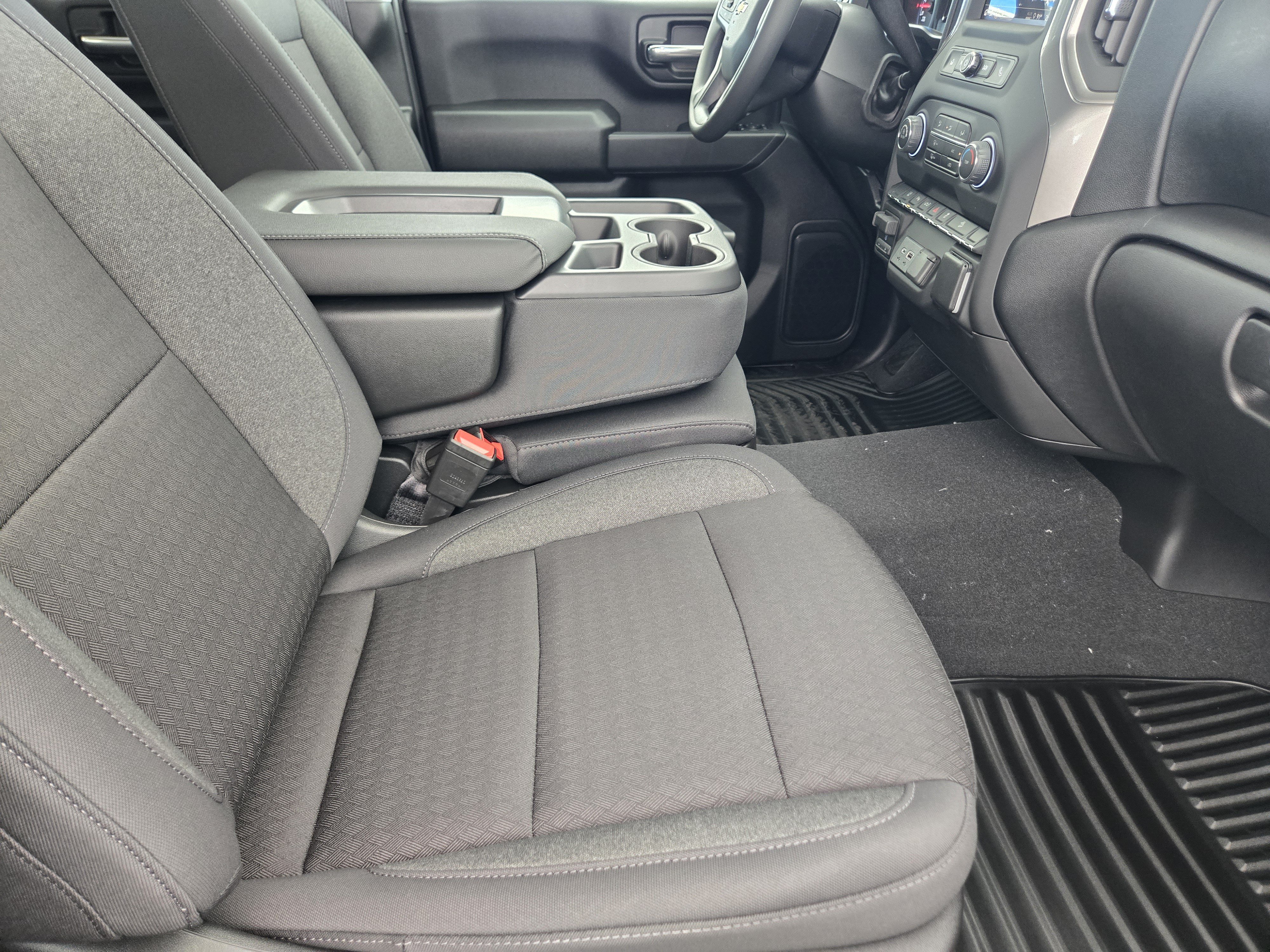 New 2026 Chevrolet Silverado 2500 Custom w/ Custom Value Package AWD/4WD image 11