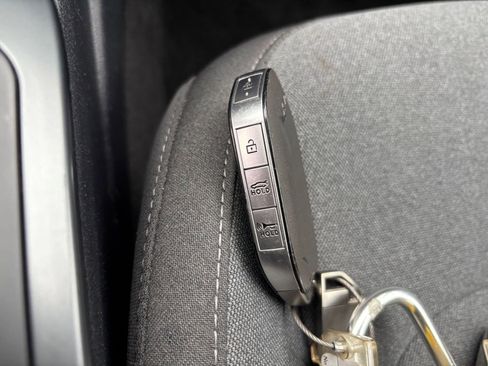 Used 2025 Kia K4 FWD image 24