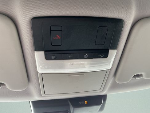 Used 2024 Mitsubishi Outlander SE AWD/4WD image 19