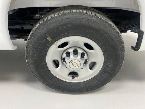 New 2026 Chevrolet Express 2500 Extended w/ Driver Convenience Package RWD image 5