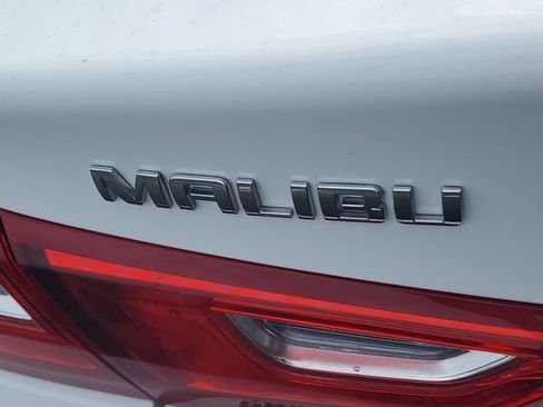 Used 2023 Chevrolet Malibu LT FWD image 9