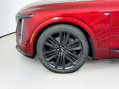 New 2026 Cadillac Lyriq V image 20