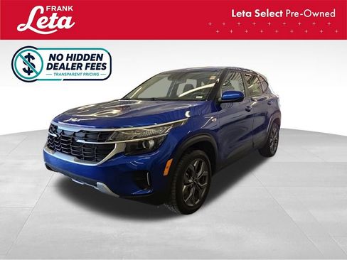 Used 2024 Kia Seltos LX AWD/4WD image 1