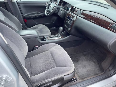 Used 2016 Chevrolet Impala LT image 14