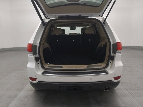 Used 2019 Jeep Grand Cherokee Limited image 29