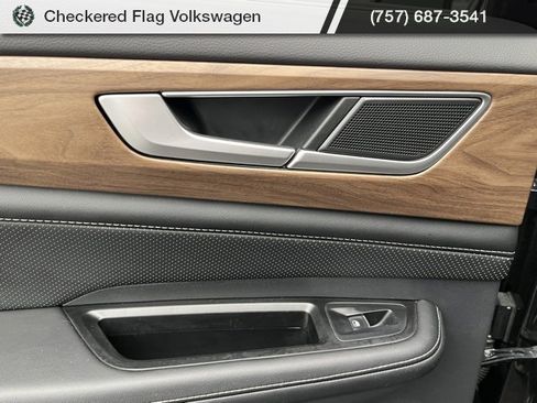 Used 2024 Volkswagen Atlas SE image 25