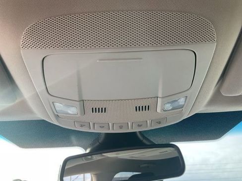 Used 2020 Ford Edge SEL image 14