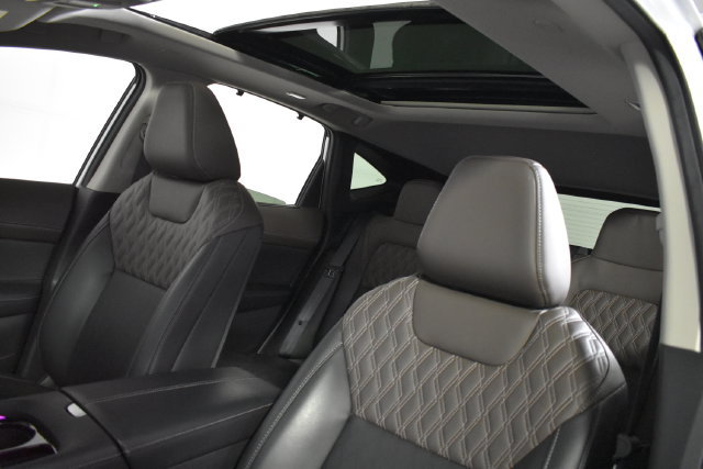 Certified 2026 Nissan Murano Platinum AWD/4WD image 10