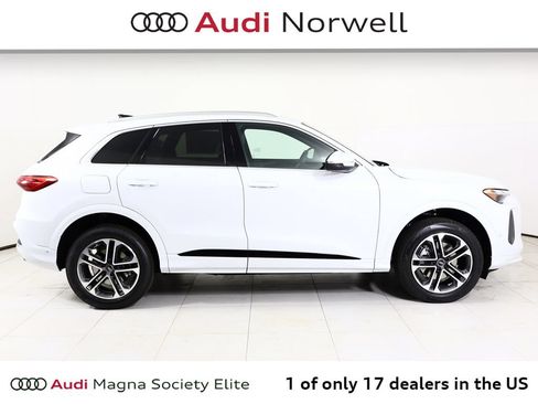 New 2026 Audi Q5 Premium AWD/4WD image 18