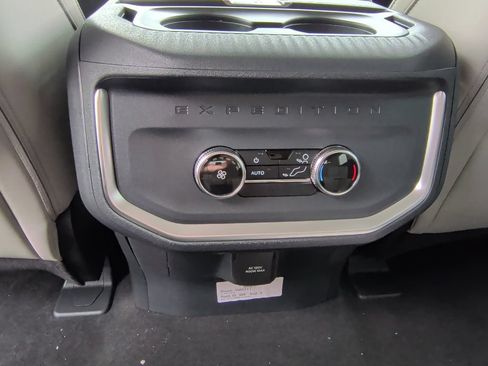 New 2027 Ford Expedition Active RWD image 39