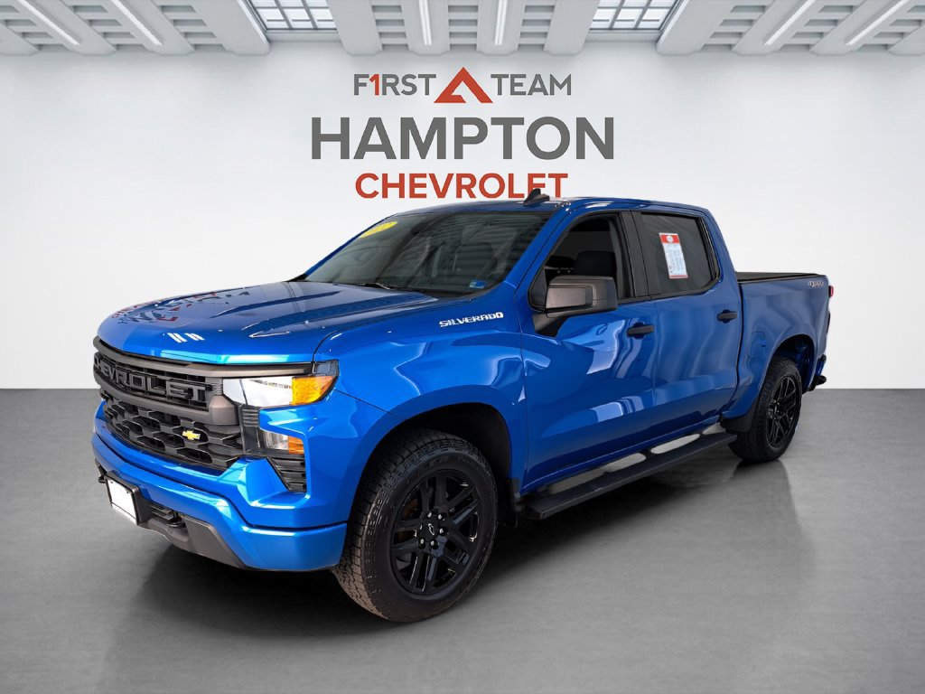 Used 2022 Chevrolet Silverado 1500 Custom AWD/4WD image 2