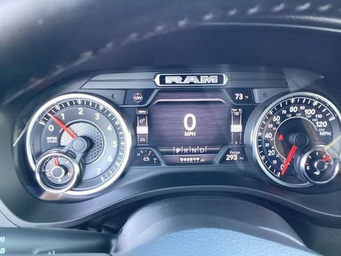 Used 2021 RAM 1500 Big Horn AWD/4WD image 15