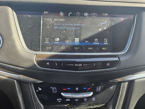 Used 2017 Cadillac XT5 Luxury w/ Driver Awareness Package image 11