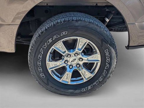 Used 2016 Ford F150 XLT w/ Equipment Group 302A Luxury image 7