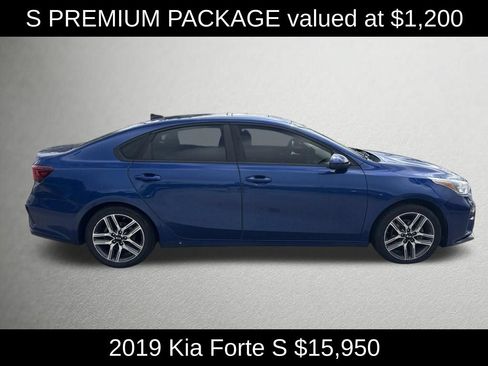 Used 2019 Kia Forte S w/ S Premium Package FWD image 2