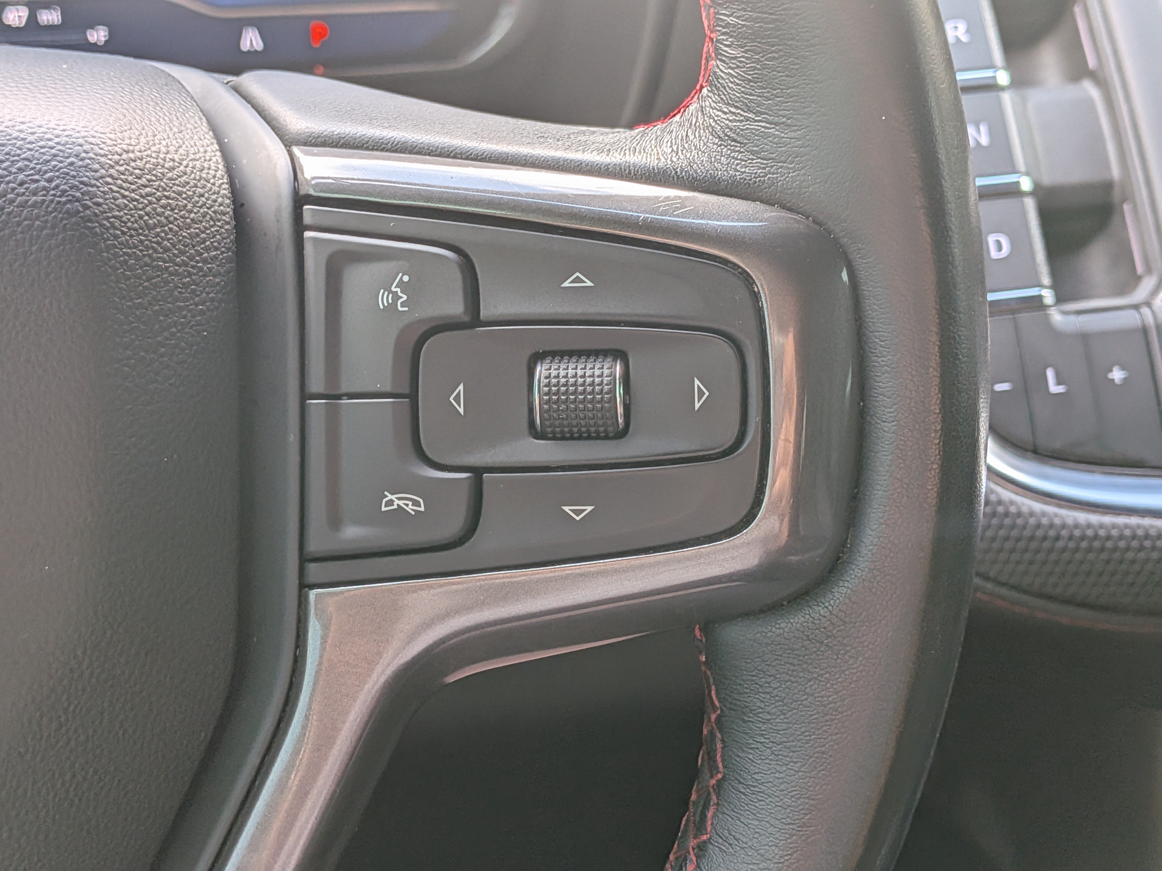 Used 2022 Chevrolet Tahoe RST w/ Luxury Package RWD image 26