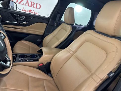 Certified 2022 Lincoln Corsair Reserve image 11