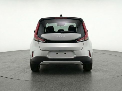 Used 2025 Kia Soul LX w/ LX Technology Package image 6