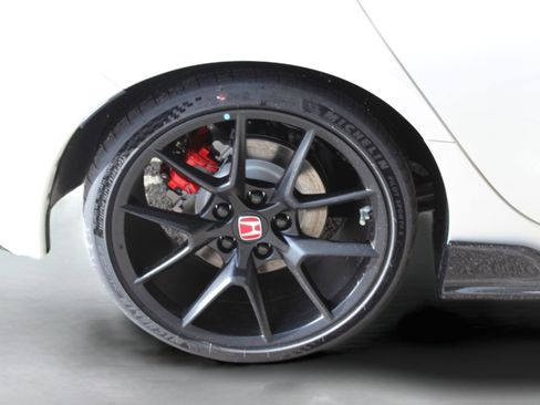 New 2025 Honda Civic Type R image 38