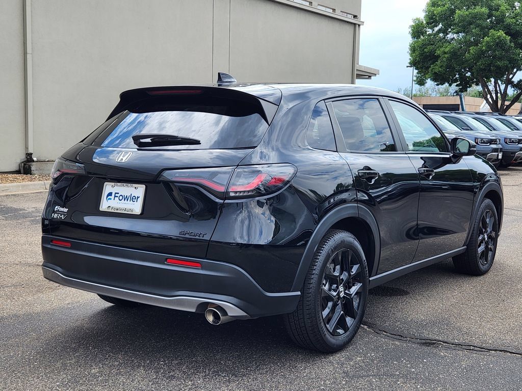 Used 2024 Honda HR-V Sport image 5