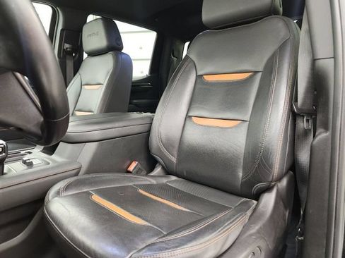 Used 2024 GMC Sierra 1500 AT4 w/ Technology Package AWD/4WD image 14