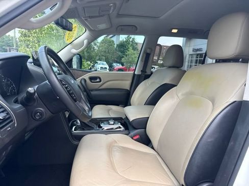 Certified 2023 INFINITI QX80 Premium Select w/ All-Season Package AWD/4WD image 10