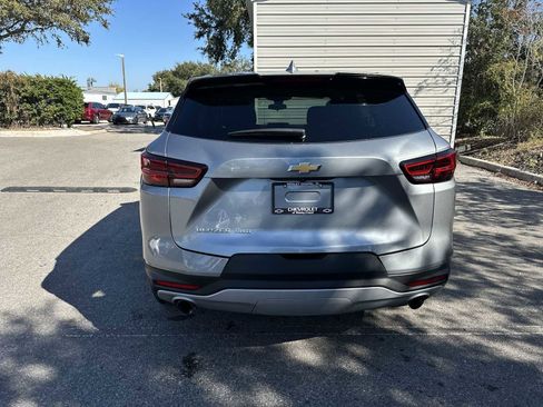 Certified 2025 Chevrolet Blazer LT image 5