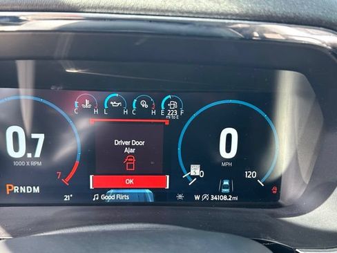 Used 2023 Ford F150 Lariat w/ Equipment Group 502A High AWD/4WD image 26