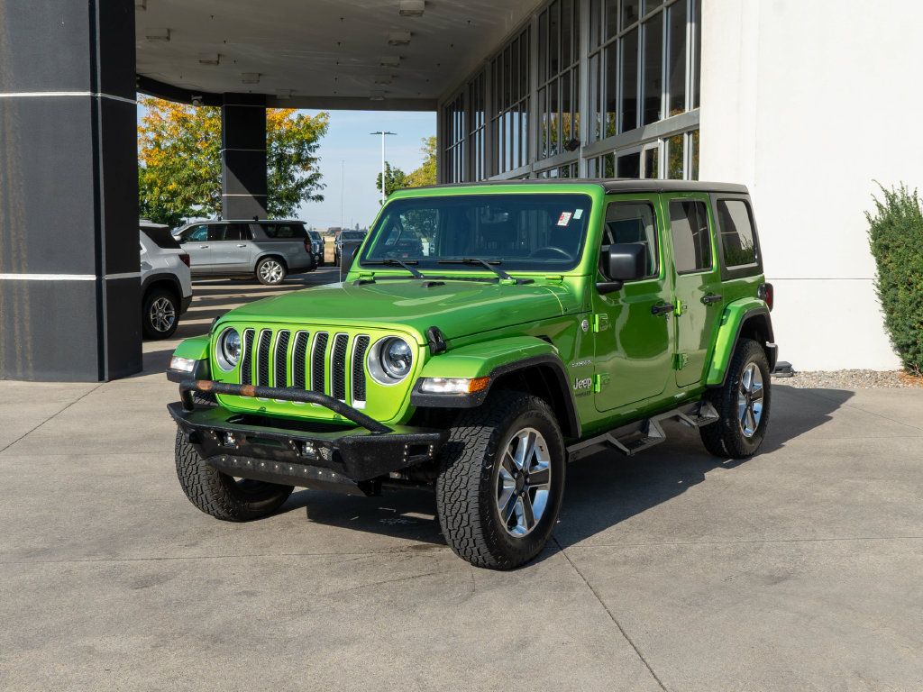Used 2018 Jeep Wrangler Unlimited Sahara AWD/4WD image 3