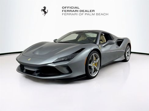 Certified 2021 Ferrari F8 Tributo image 3
