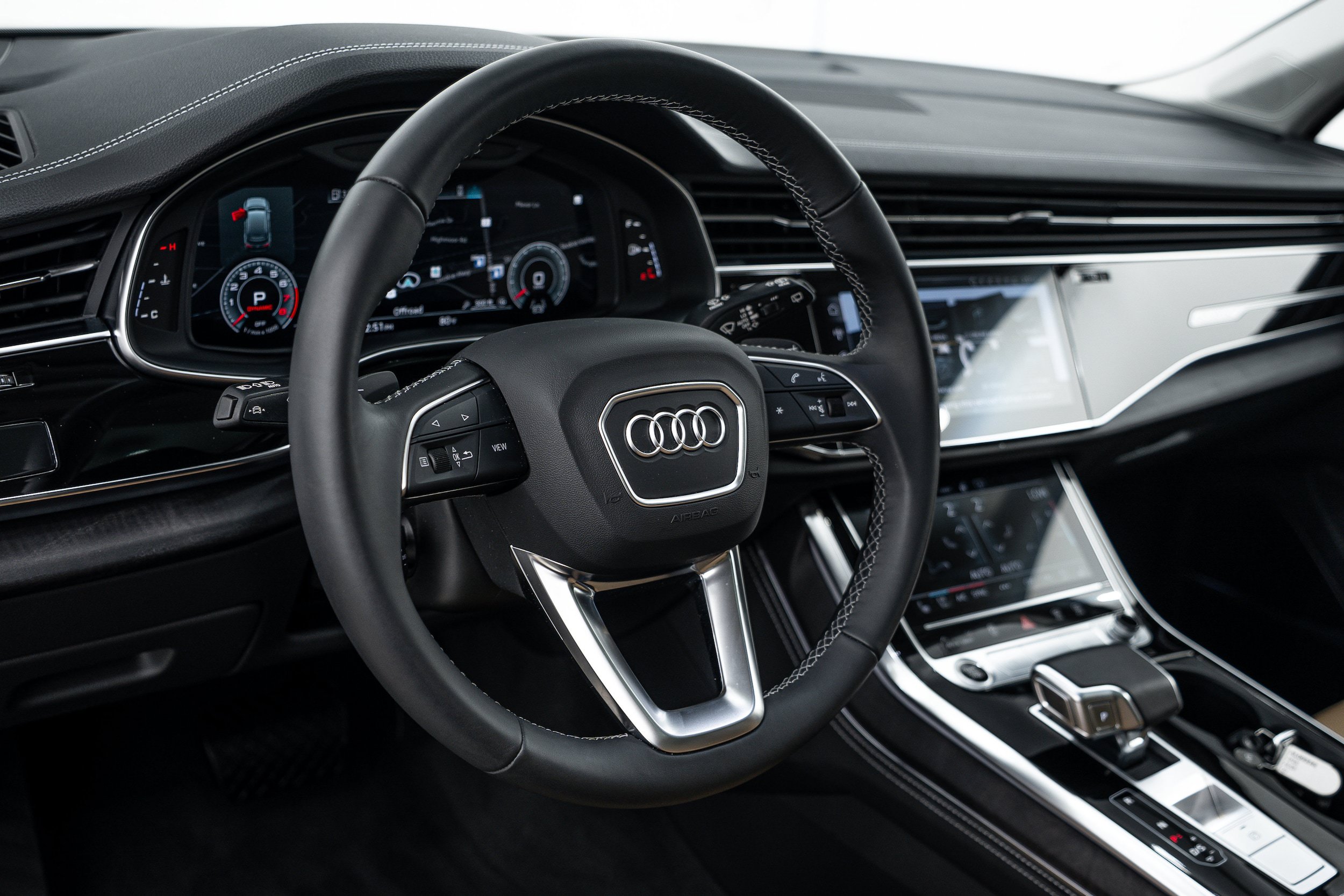 Used 2026 Audi Q7 3.0T Premium Plus w/ Premium Plus Package AWD/4WD image 11