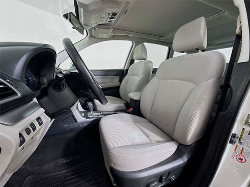 Used 2018 Subaru Forester 2.5i Premium AWD/4WD image 20