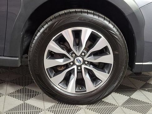 Used 2023 Subaru Outback Limited AWD/4WD image 11