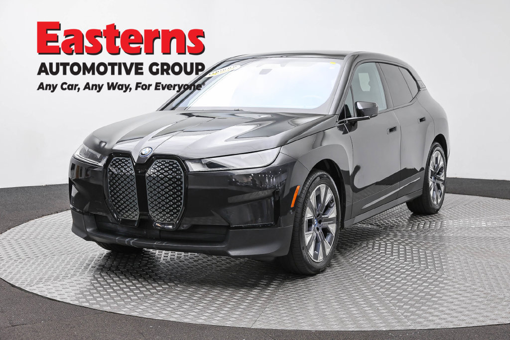Used 2024 BMW iX xDrive50 AWD/4WD image 1