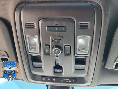 Certified 2022 GMC Yukon Denali RWD image 34