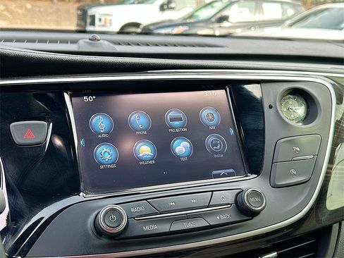 Used 2020 Buick Envision Essence image 13