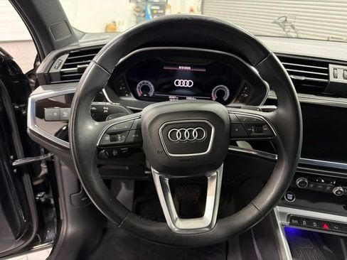Used 2023 Audi Q3 2.0T Premium Plus w/ Premium Plus Package AWD/4WD image 16