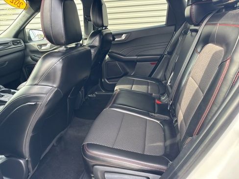 Used 2024 Ford Escape ST-Line w/ Tech Pack #1 image 9