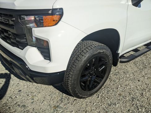 New 2026 Chevrolet Silverado 1500 Custom Trail Boss w/ Turbomax Blackout Package image 10