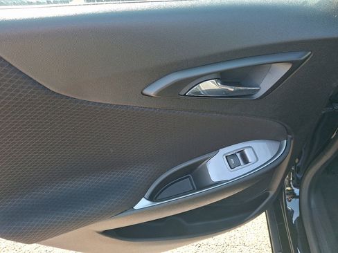 Used 2024 Chevrolet Malibu LT image 18