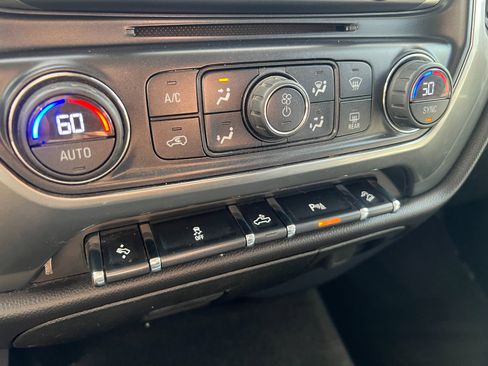 Used 2015 Chevrolet Silverado 1500 LT w/ LT Convenience Package image 38