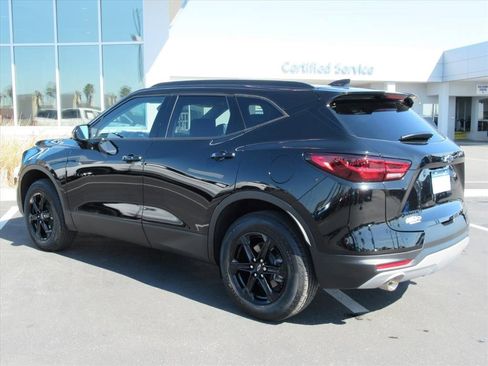 Certified 2023 Chevrolet Blazer LT w/ Midnight/Sport Edition FWD image 7