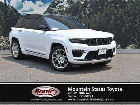 Used 2022 Jeep Grand Cherokee Summit AWD/4WD image 1
